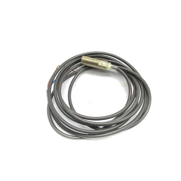 OMRON E2E-X3D1-N 12-24VDC NSNP