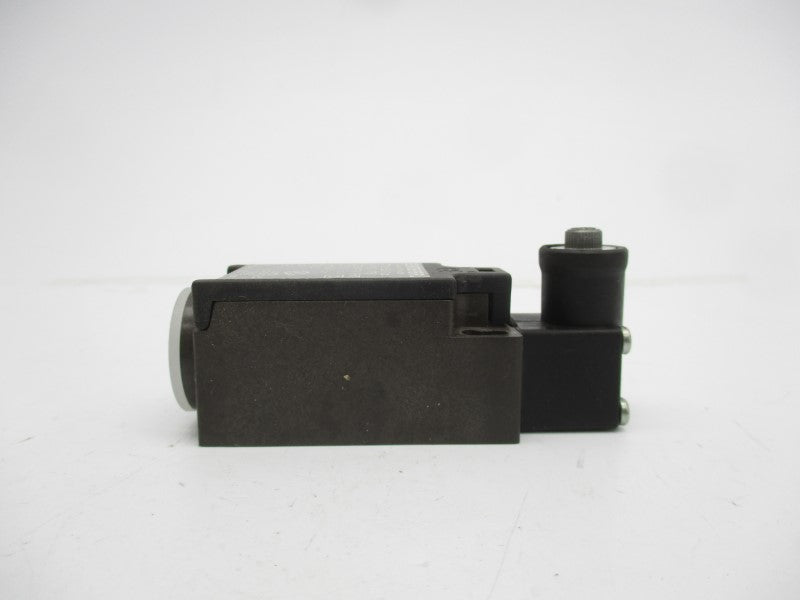 SCHMERSAL TV10H236-11ZZ-M20-1776 500V NSNP