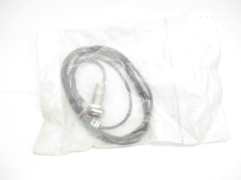 ALLEN BRADLEY 872C-D5CP18-E2 SER. C 10-30VDC NSMP