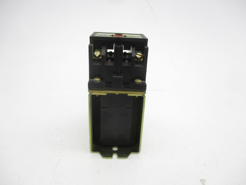 ALLEN BRADLEY 700DC-P200Z24 SER. A 24VDC UNMP