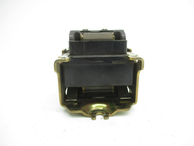ALLEN BRADLEY 700-N800A1 SER. C 110/120V UNMP