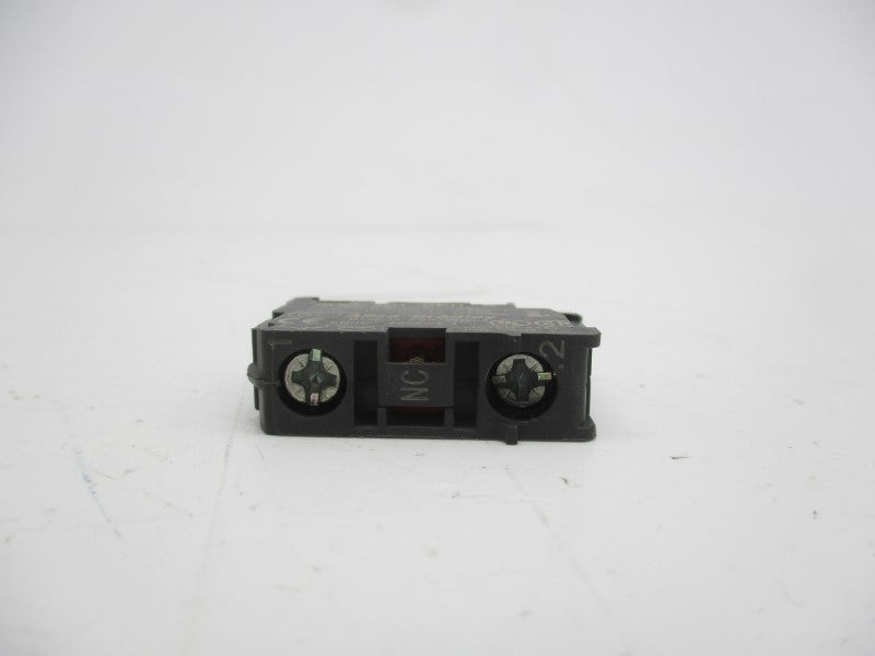 ALLEN BRADLEY 800F-X01 SER. A 690V 10A UNMP