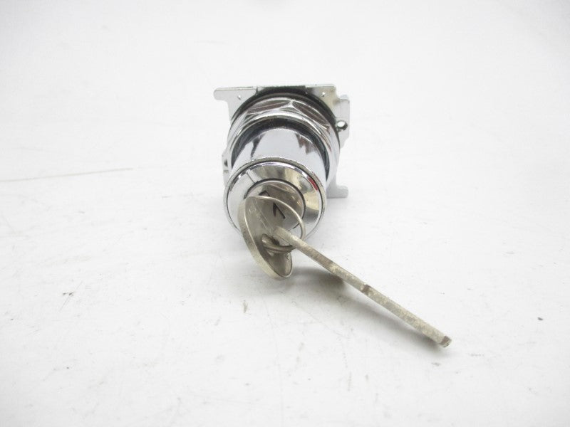 CUTLER HAMMER 10250T15331H663 SER. A3 NSMP