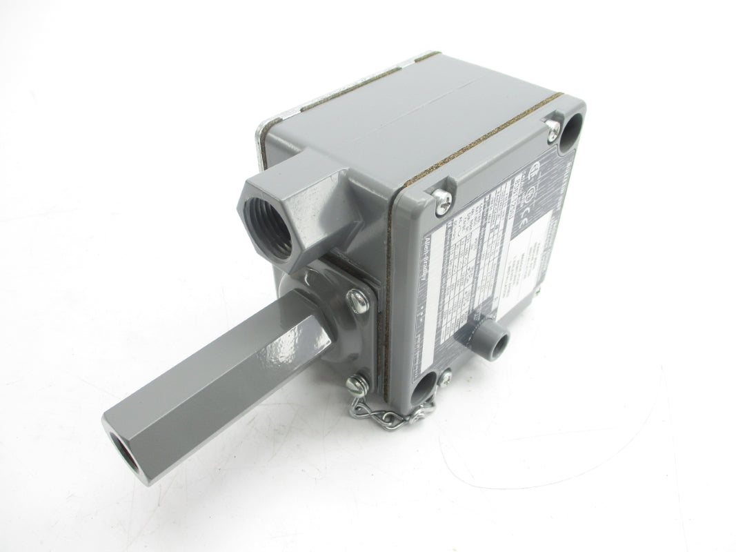 ALLEN BRADLEY 836T-T256J SER. A 120-600VAC 60A 60-650PSI (BR/WH) NSMP
