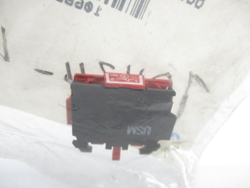 ALLEN BRADLEY 800E-4X01 SER. B NSMP
