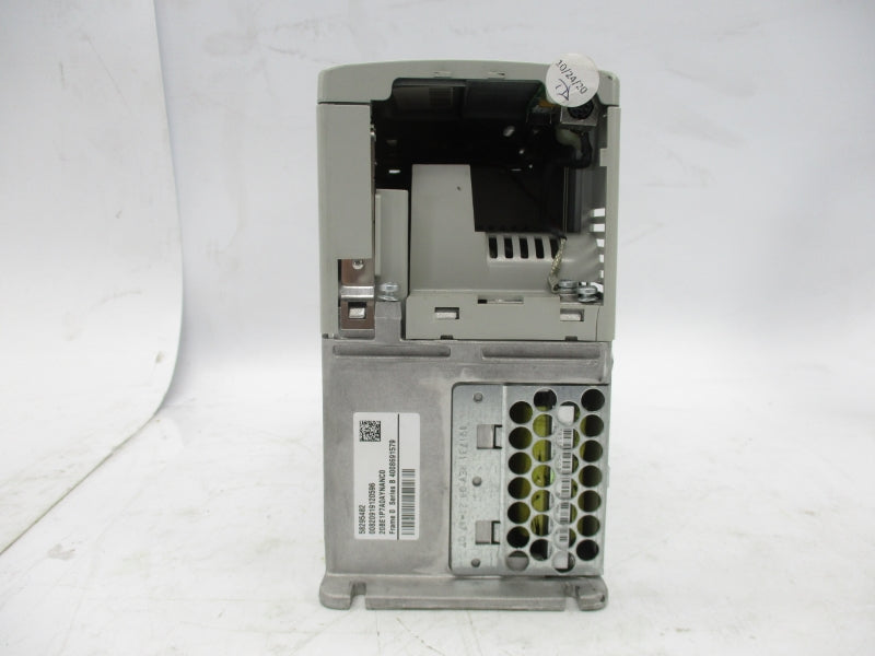 ALLEN BRADLEY 20BE1P7A0AYNANC0 SER. B F/W 10.003 475-632V 1.3A UNMP