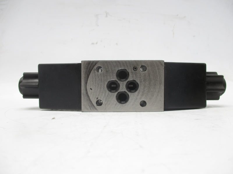 PARKER D1VW4CNYCF5672 110/120V .42-.50A 1500-5000PSI NSNP