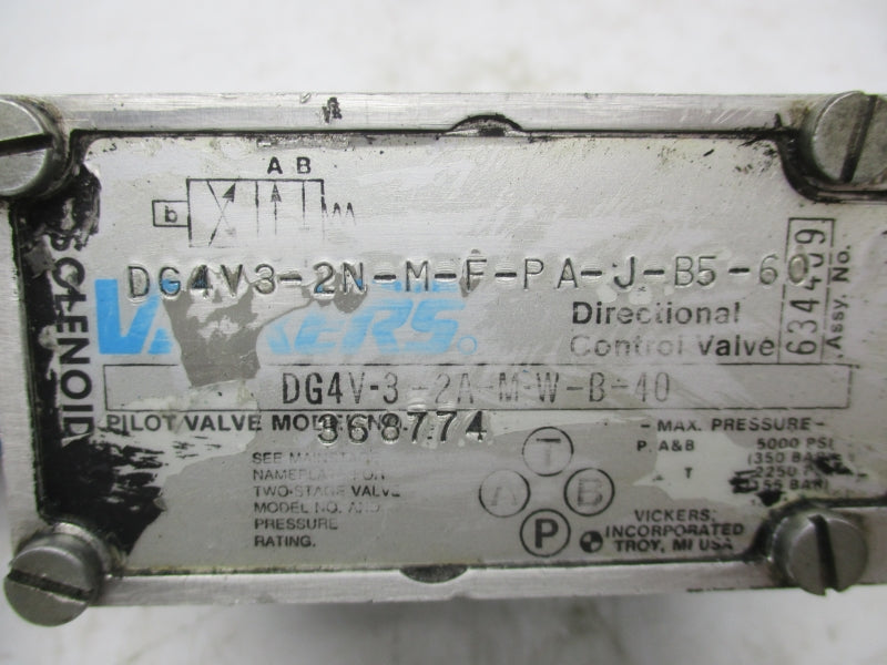 VICKERS DG4V3-2N-M-F-PA-J-B5-60 368774 110/120V .48/.46A 5000PSI UNMP