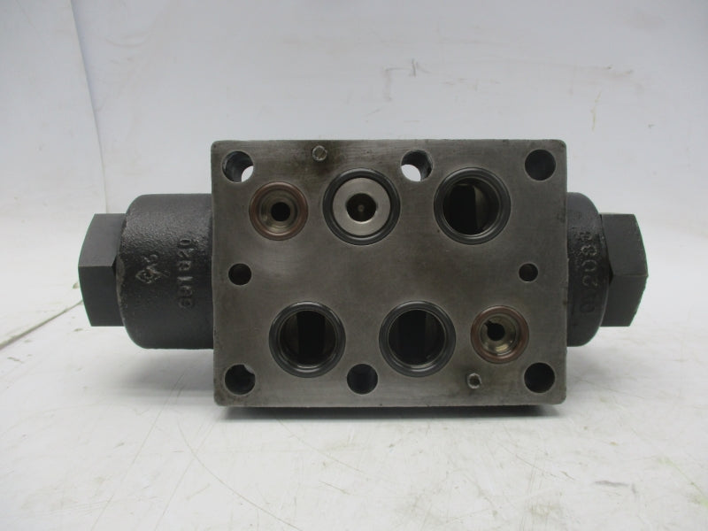 VICKERS DG4V-3S-2N-MFPA5WL-B5-60 110/120V .44/.40A 5000PSI (AS PICTURED) UNMP