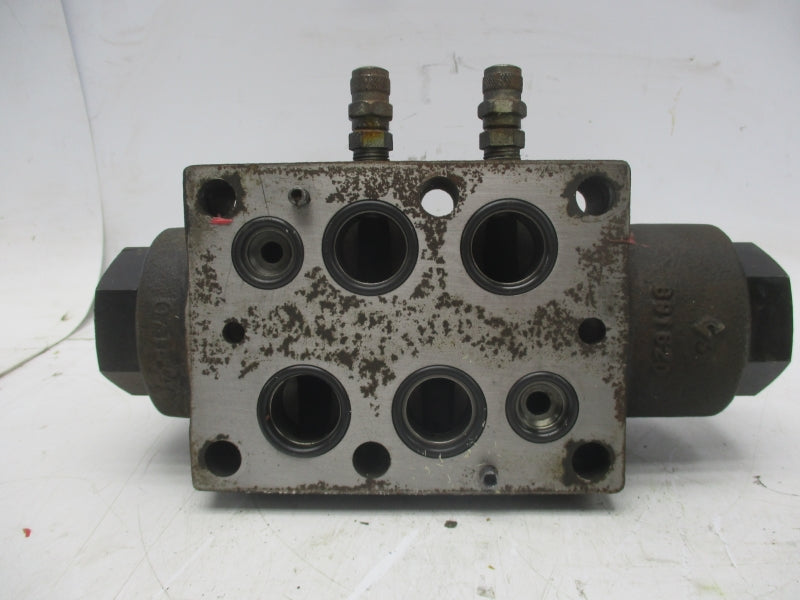 PARKER D1VW4C56Y50 110/120V .43/.50A 5000PSI UNMP