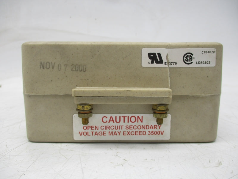 INSTRUMENT TRANSFORMERS 561-162 600V ( AS PICTURED) UNMP