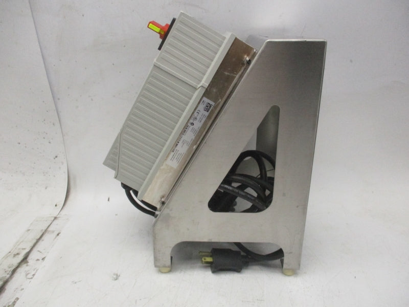LENZE ESV371N01SMC 120/240V 9.2/4.6A UNMP