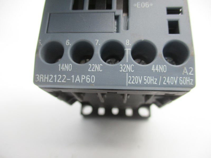 SIEMENS 3RH2122-1AP60 220/240V NSNP
