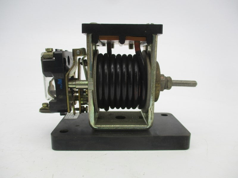 ALLEN BRADLEY 809-A12E SER. A 600V 56A UNMP