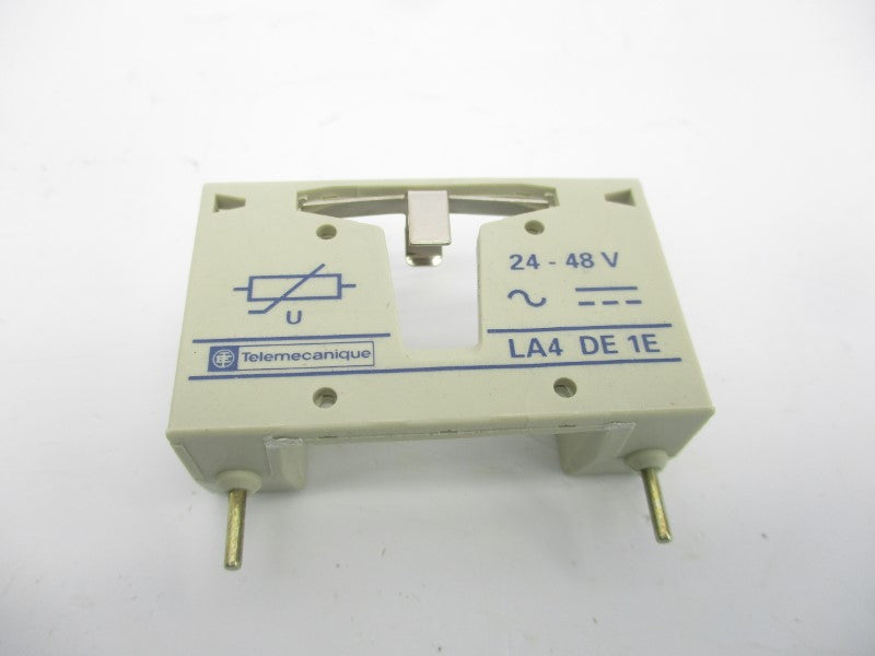 TELEMECANIQUE LA4DE1E 023307 24-48VAC/DC NSMP