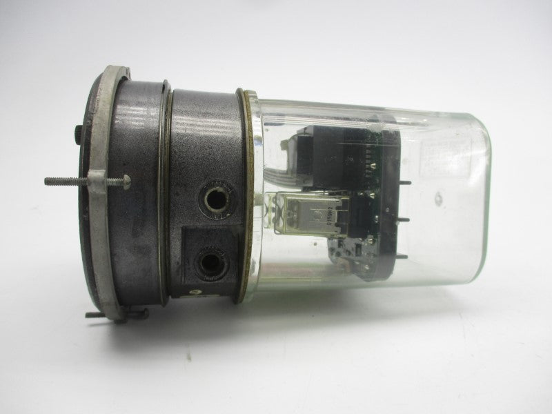DWYER 3004C 120VAC 10A 25PSI 0-4 UNMP