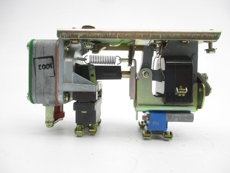 SQUARE D 9050BO2E SER. E 110/120V NSNP