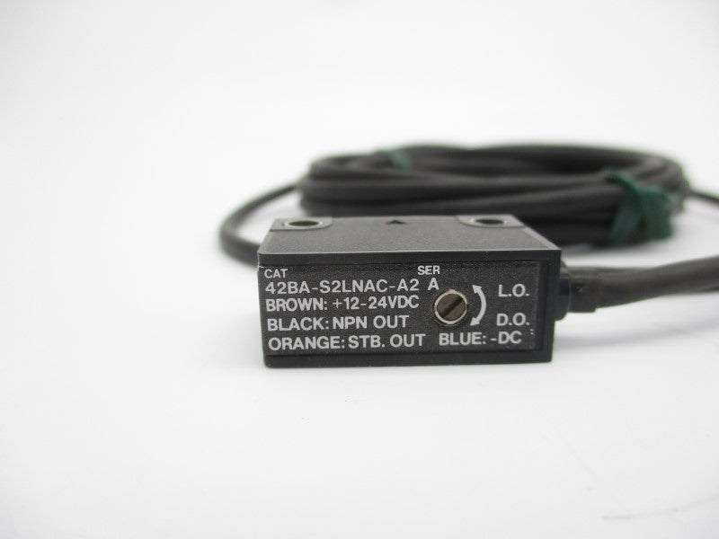 ALLEN BRADLEY 42BA-S2LNAC-A2 SER. A 12-24VDC (BK/YL) NSMP
