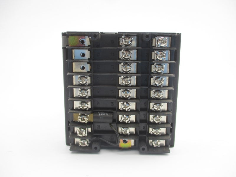 HONEYWELL DC330B-EE-000-30-000000-20-0 90-250VAC UNMP