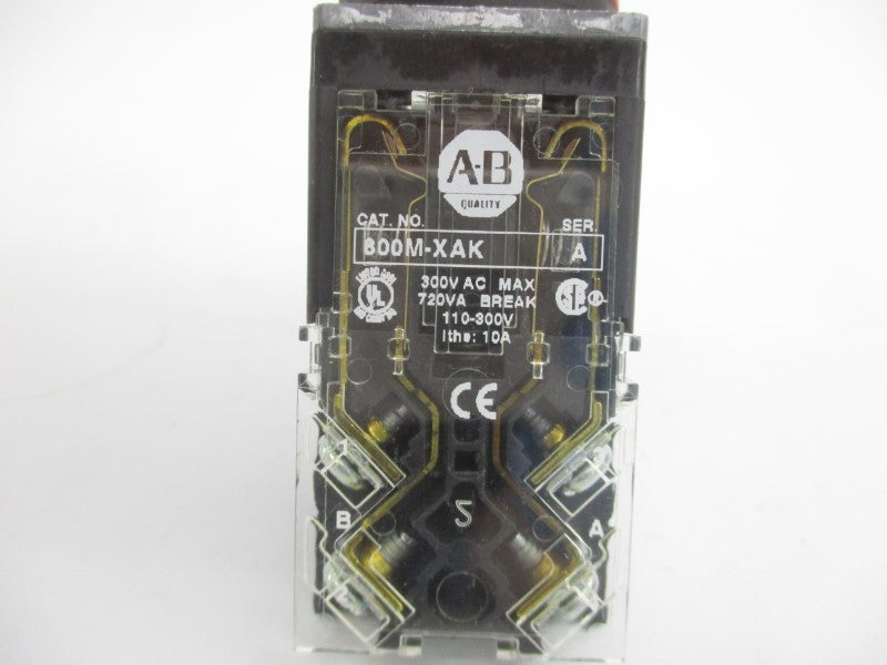 ALLEN BRADLEY 800MR-A2AK SER. C 300VAC (WH) NSMP