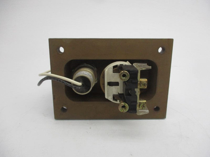 ALLEN BRADLEY 800H-NP33 SER. X UNMP