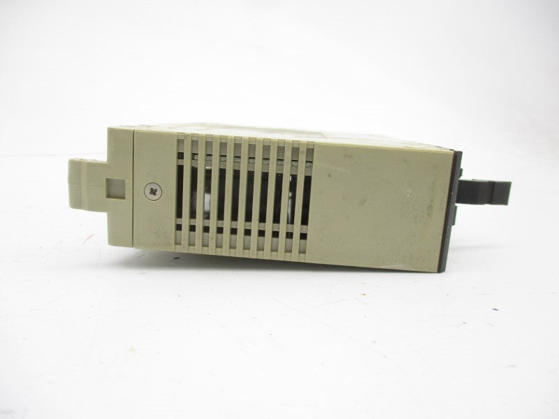 OMRON C200H-OC225 250VAC 2A UNMP