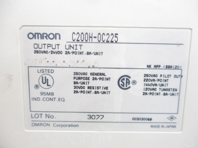 OMRON C200H-OC225 250VAC 2A UNMP