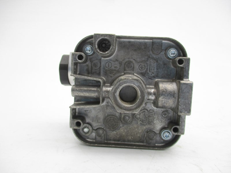 KROM SCHRODER DG50T 84447822 240VAC 0.5A 1-20INWC 1/4" NSNP
