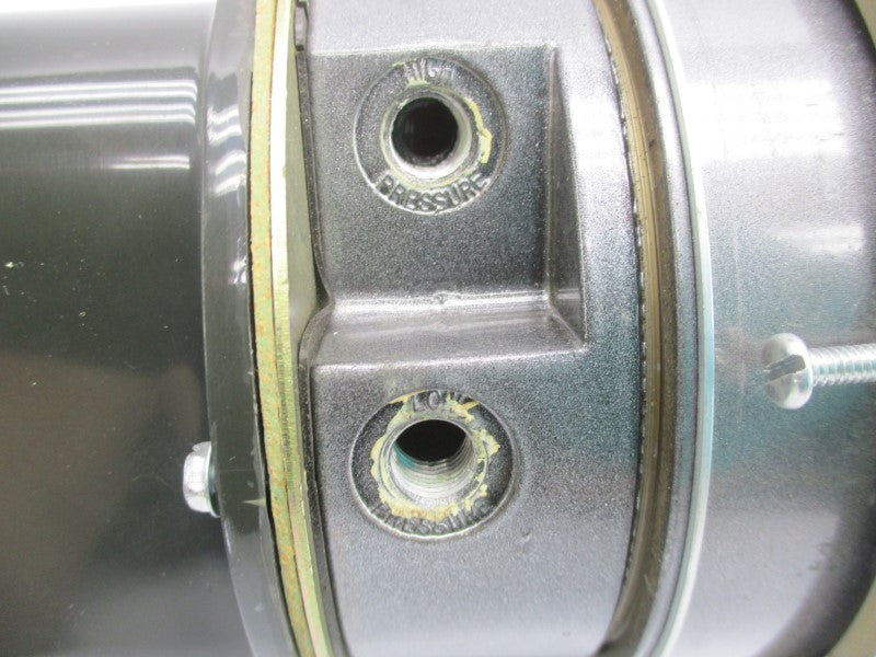 DWYER A3005C 120VAC 10A 25PSI 0-5 UNMP