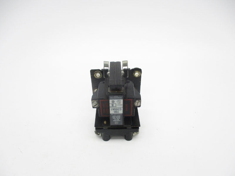 ALLEN BRADLEY 700-C200A1 SER. B 110/120V UNMP