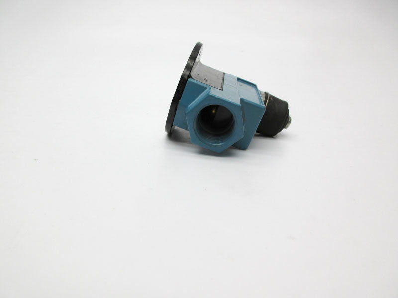 MICRO SWITCH BZV6-2RN 600VAC 15A NSNP