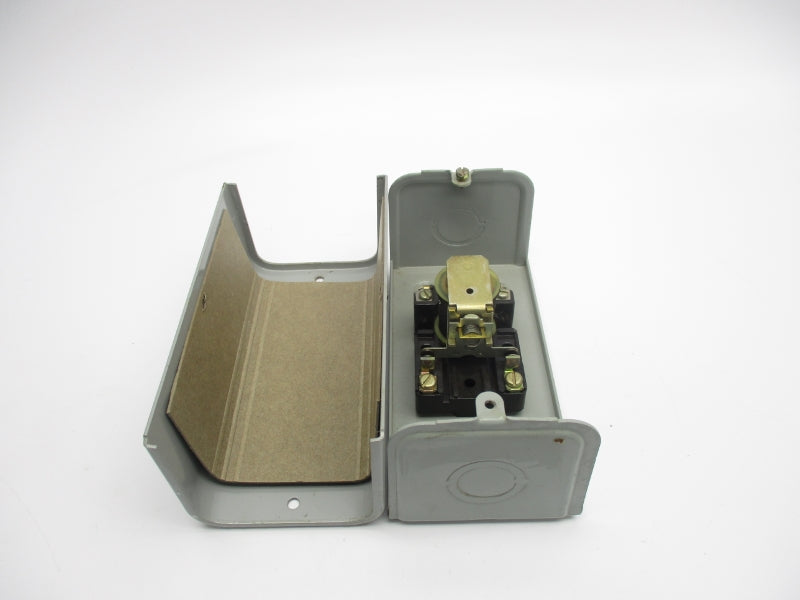GENERAL ELECTRIC CR120E11002 600VAC 15A UNMP
