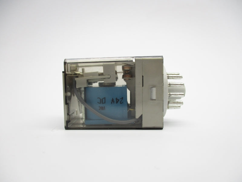 ALLEN BRADLEY 700-HAB3Z24 SER. D 24VDC (WH) NSMP
