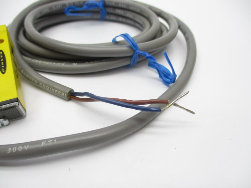 BANNER ENGINEERING SM2A312CV 24-240VAC NSNP