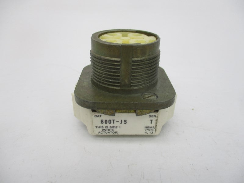 ALLEN BRADLEY 800T-J5 SER. T (AS PICTURED) NSNP