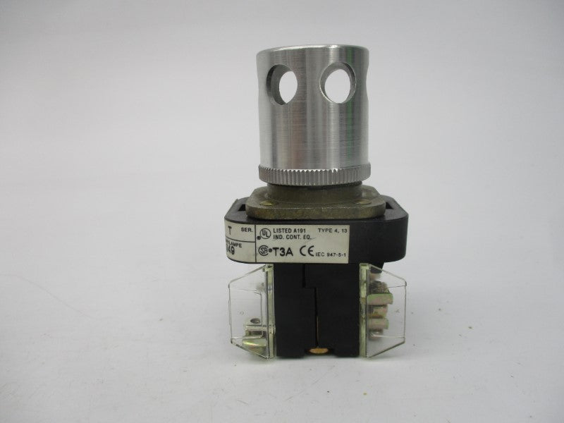 ALLEN BRADLEY 800T-QB10 SER. T 120V (AS PICTURED1) NSNP