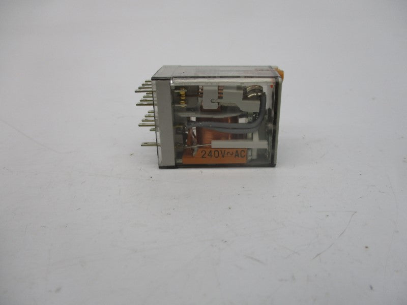 ALLEN BRADLEY 700-HC14A2-3-4L SER. D 240VAC 7A NSNP