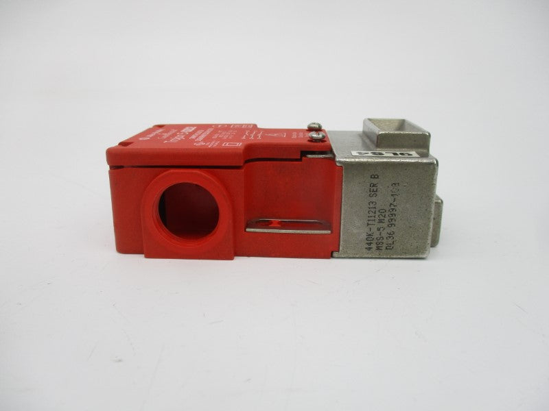 ALLEN BRADLEY 440K-T11213 SER. B 500V 1A NSNP
