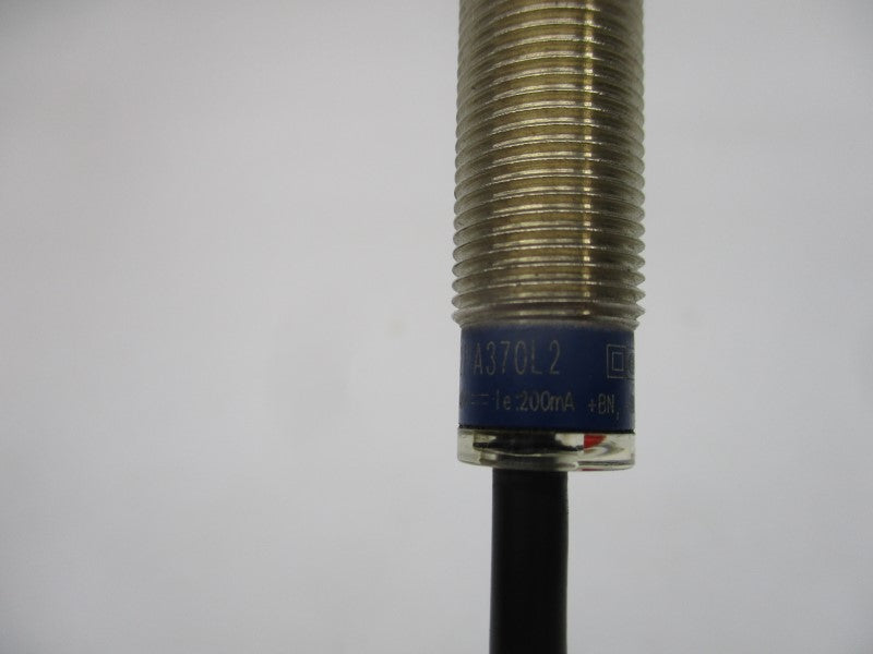 TELEMECANIQUE XS2M12PA370L2 12-48V NSNP