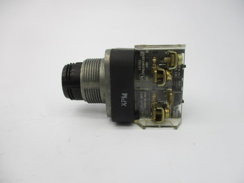 ALLEN BRADLEY 800T-PB16 SER. T 120V (AS PICTURED) NSNP