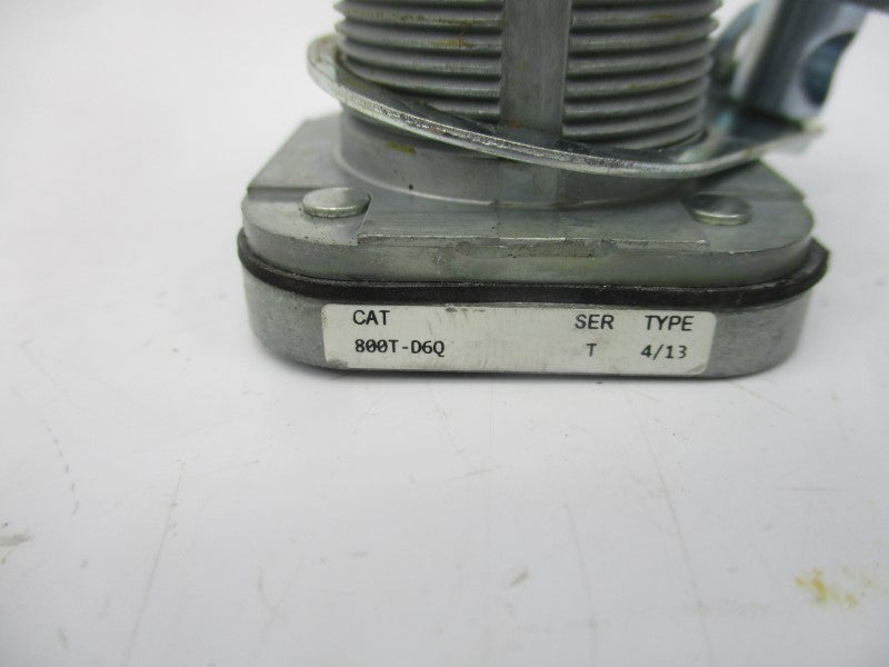 ALLEN BRADLEY 800T-D6Q SER. T (WH) NSMP