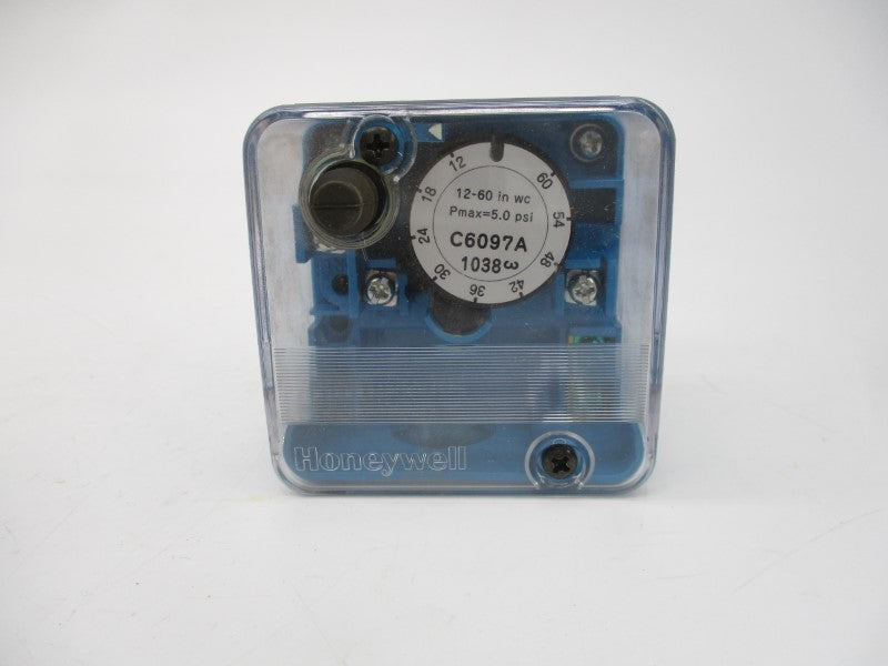 HONEYWELL C6097A1038 120-240VAC 5.0A 5PSI NSMP