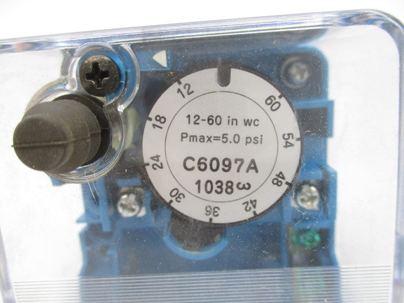 HONEYWELL C6097A1038 120-240VAC 5.0A 5PSI NSMP