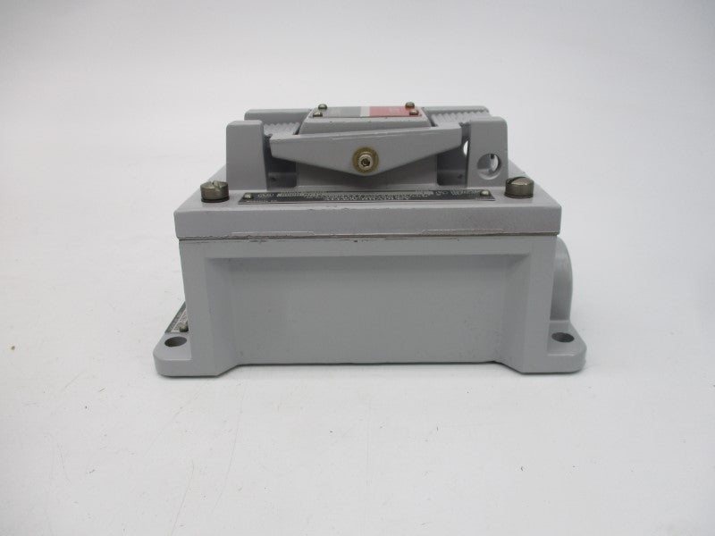 ALLEN BRADLEY 800H-2HA7 SER. T (BR/YL) NSMP