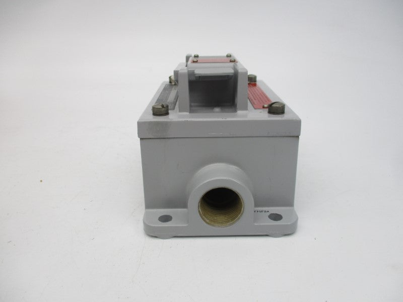 ALLEN BRADLEY 800H-2HA7 SER. T (BR/YL) NSMP