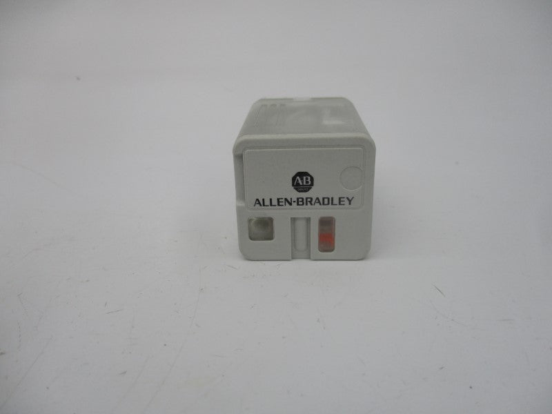 ALLEN BRADLEY 700-HB33Z24 SER. A 24VDC 10A (BK/YL) NSMP