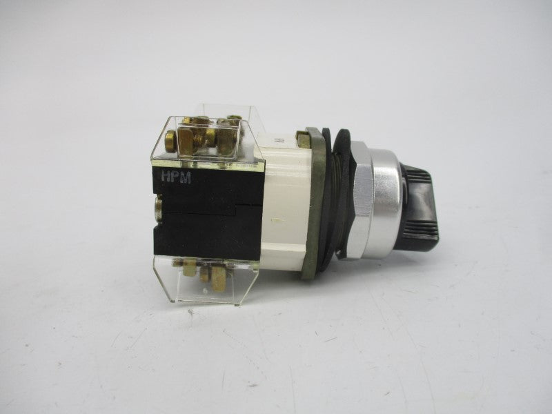 ALLEN BRADLEY 800T-H2B SER. T 600V (BK/YL) NSMP
