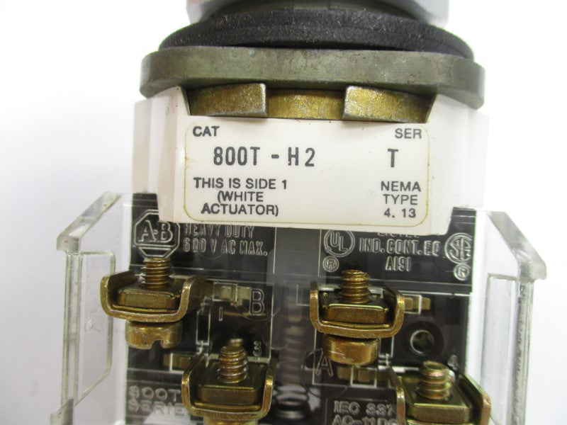 ALLEN BRADLEY 800T-H2B SER. T 600V (BK/YL) NSMP
