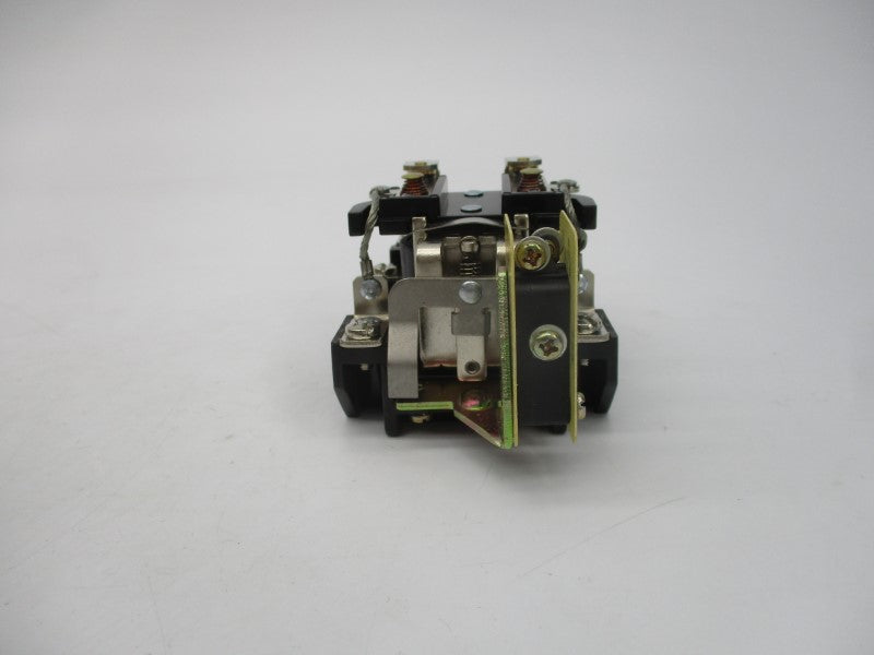 ALLEN BRADLEY 700-HG42A1-5 SER. A 120VAC 30A (BR/WH) NSMP