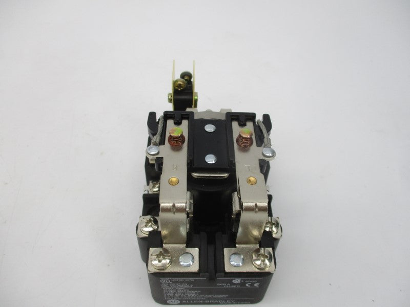 ALLEN BRADLEY 700-HG42A1-5 SER. A 120VAC 30A (BR/WH) NSMP